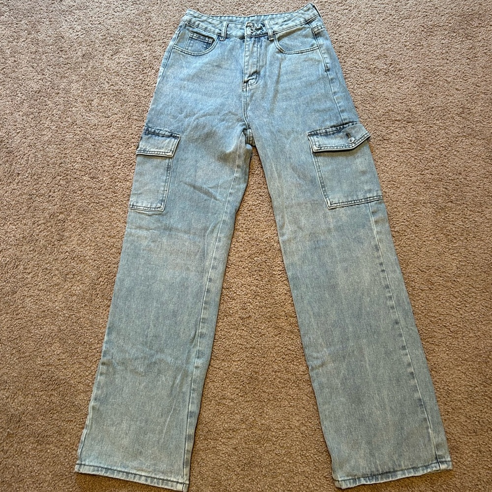 SHEIN Light Wash Jeans